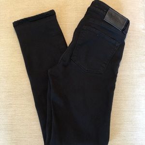 Black skinny jeans
